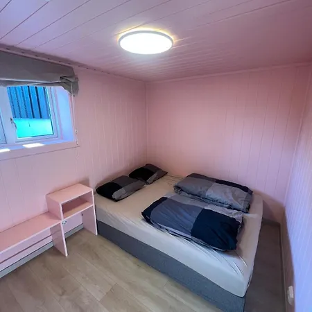 Modern Basement Leilighet *